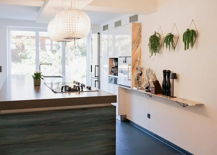 Апартаменты Design Ferienwohnung Im Alpenvorland