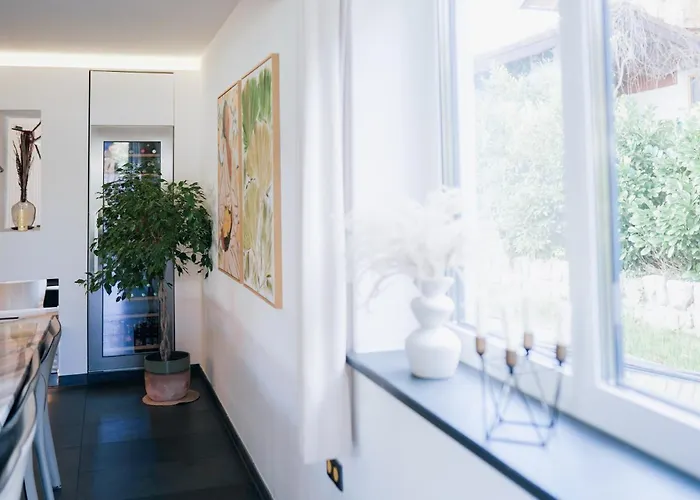 Design Ferienwohnung Im Alpenvorland Апартаменты *